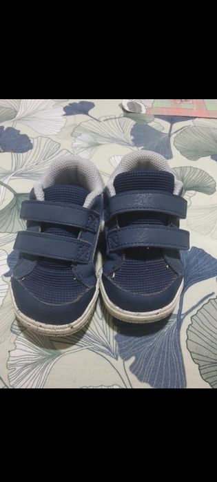 Adidași copii Decathlon mărime 21