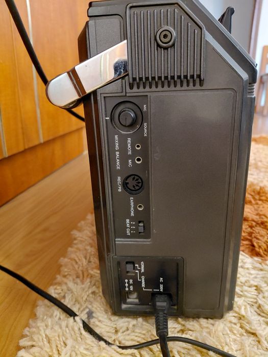 Radio TV casetofon JVC impecabil