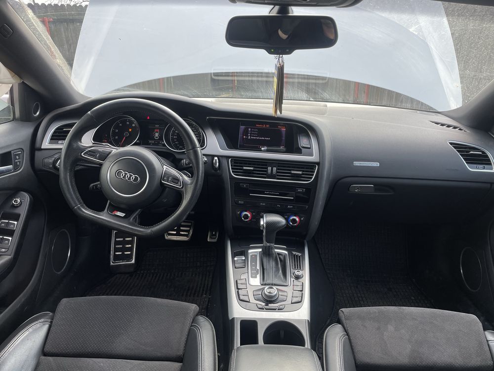 Volan sport Audi A4 A5 s line impecabil complet