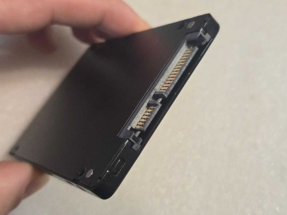 Solid-State Drive SSD Micron 256GB 2.5inch SATA3, 6Gb/s, MTFDDAK256TBN