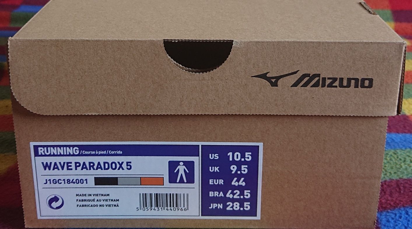 Adidasi MIZUNO Wave Paradox 5 - Marimea 44 - 28 cm