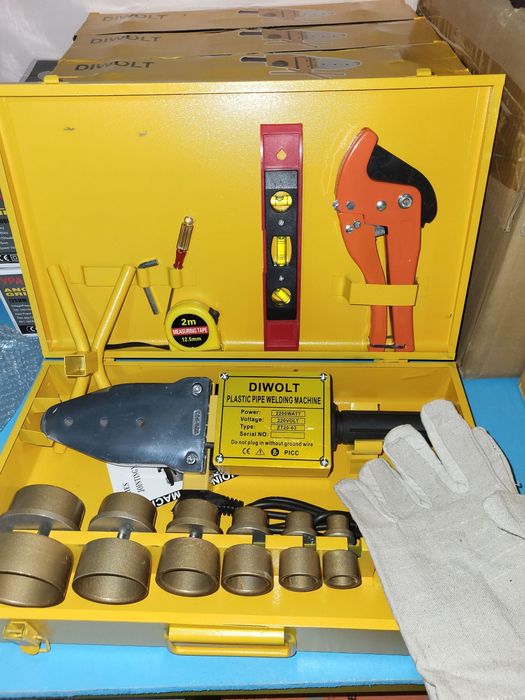 Diwolt sitraitilni dazmol orginali nasatkalari ichida 220 volda ishlay