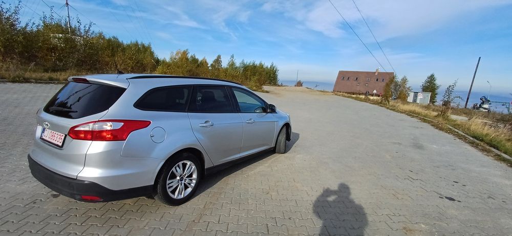 Ford focus 2011 1.6 benzina 105 cp