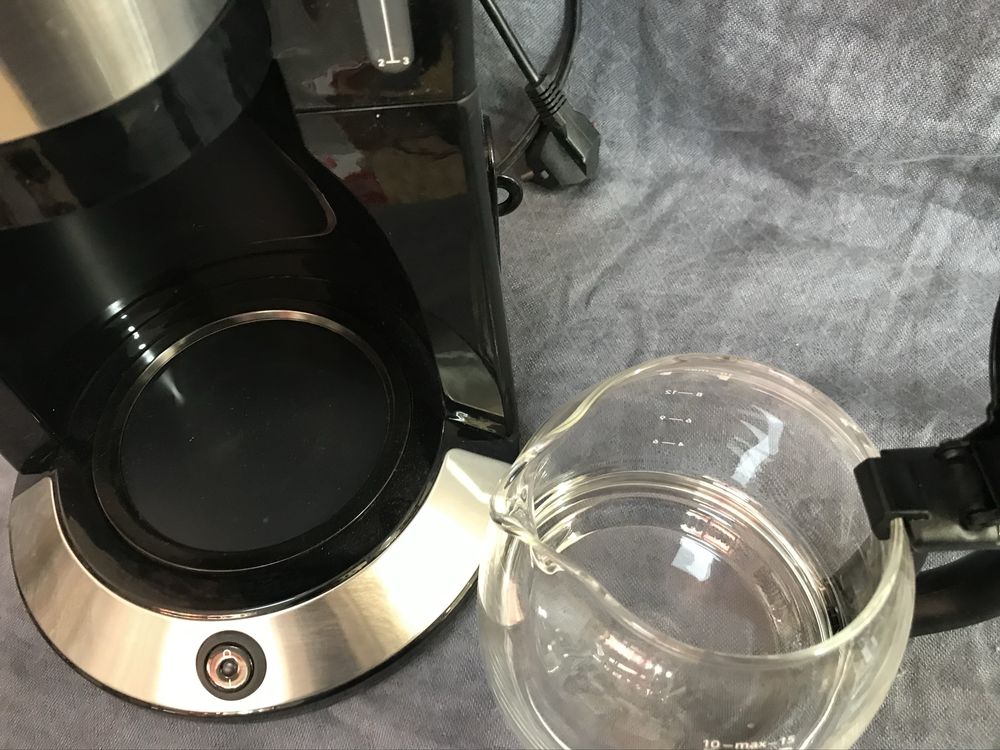 Кафе машина Russell Hobbs
