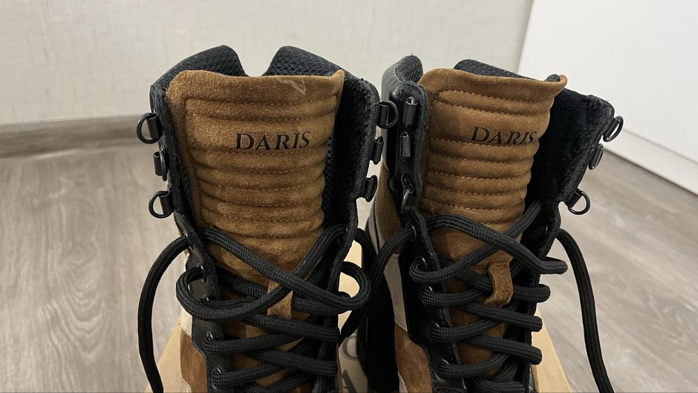 Чисто нови дамски боти – магазин Дарис