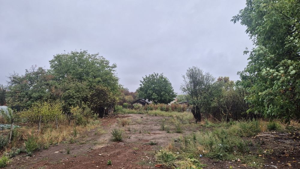 Едноетажна къща в село Яна