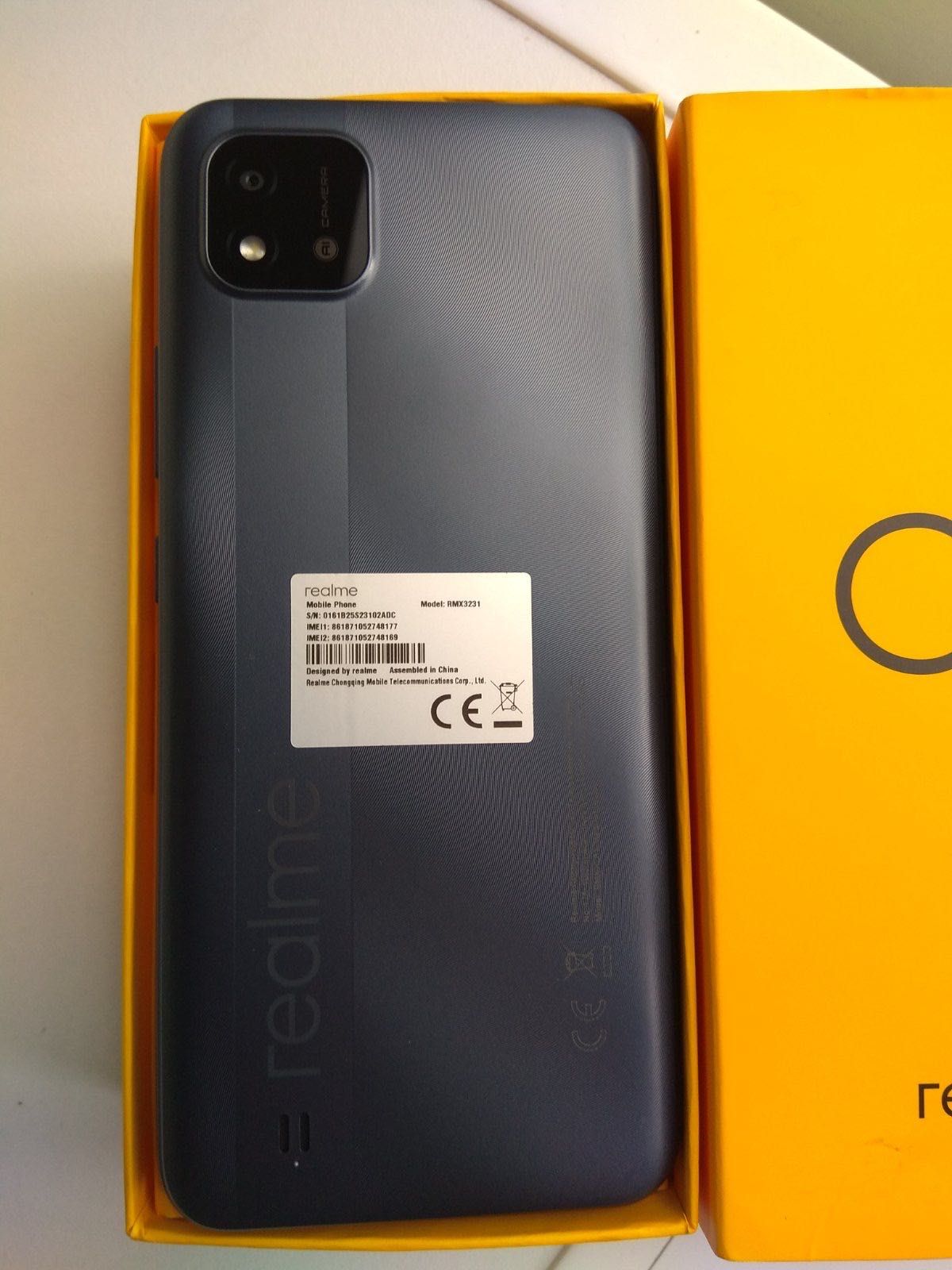 Продавам чисто нов телефон Realme