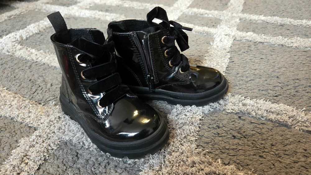 Черни детски боти H&M р-р 24