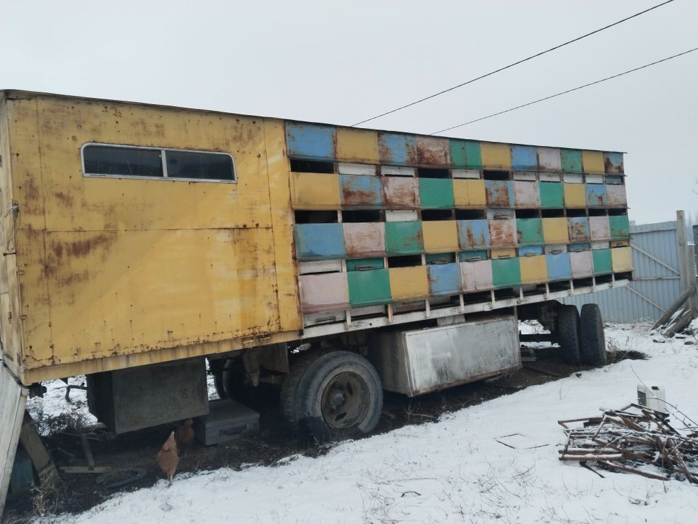 Прицеп с ульями для пасики