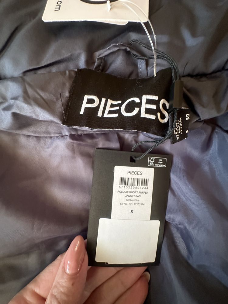 Дамско яке pieces