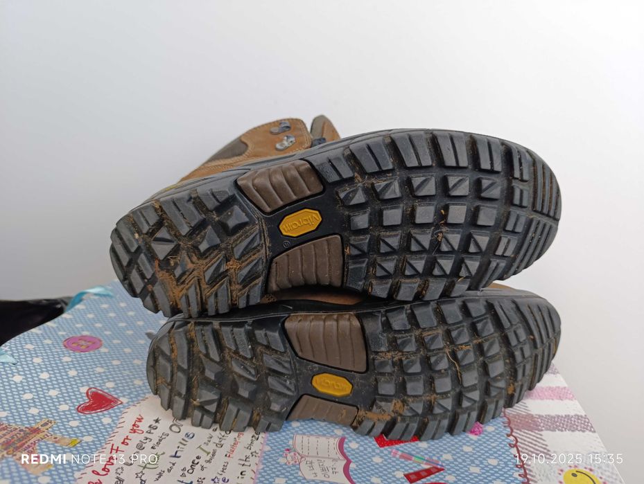 Lowa Renegade Mid GORE-TEX''оригинални туристически боти 39 номер