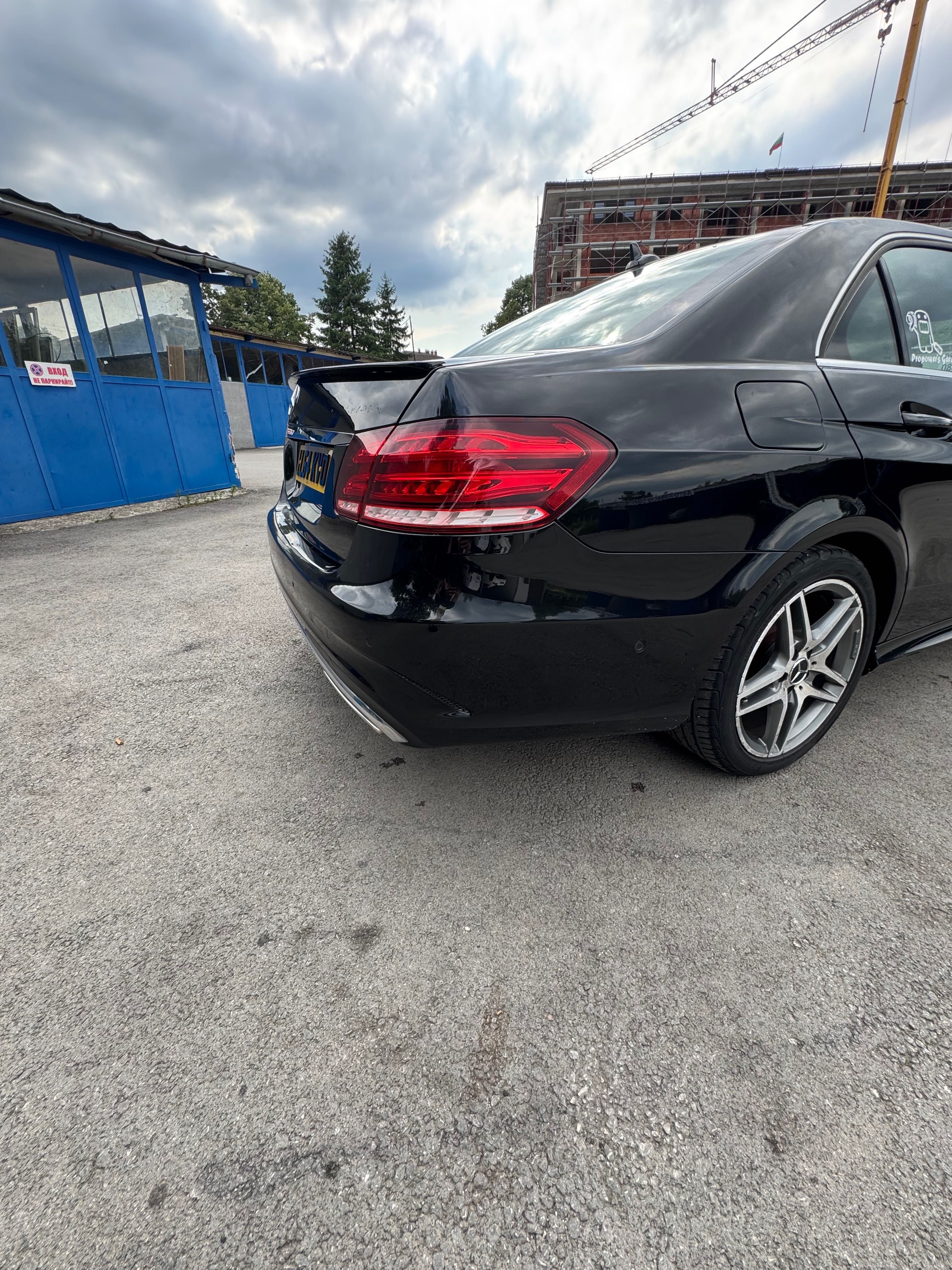 Mercedes Benz E300 (2014)