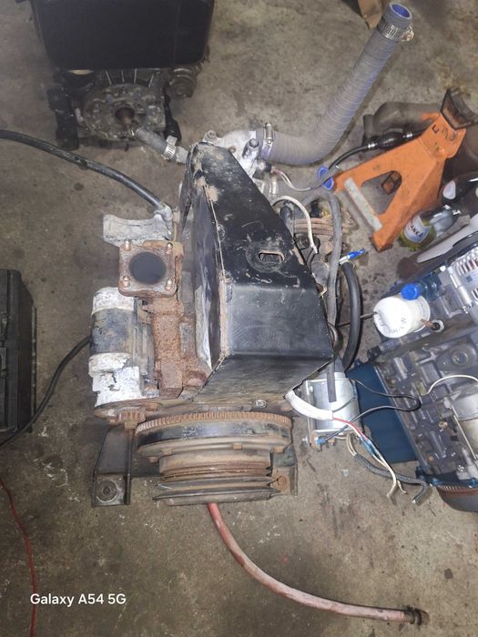 Motor yanmar 3 cilindri  TK3