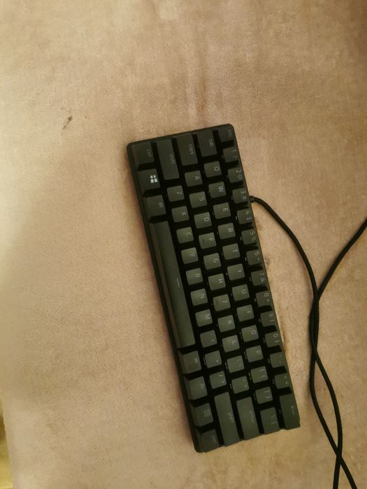 Tastatura razer hunstman mini