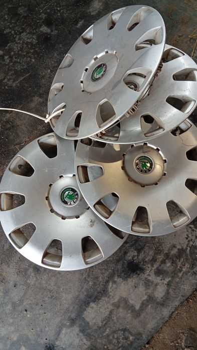 Продам колпаки на 15