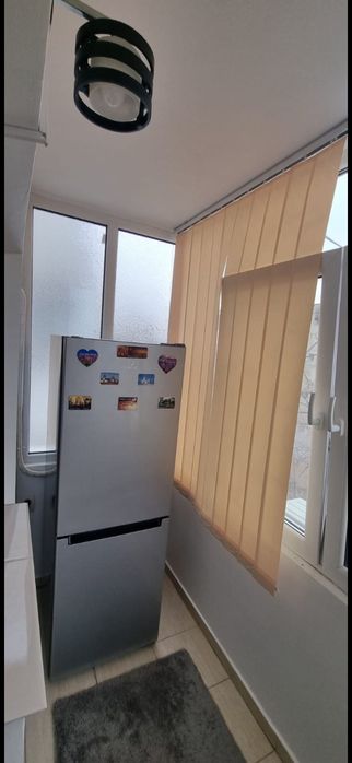 Închiriez garsonieră decomandată