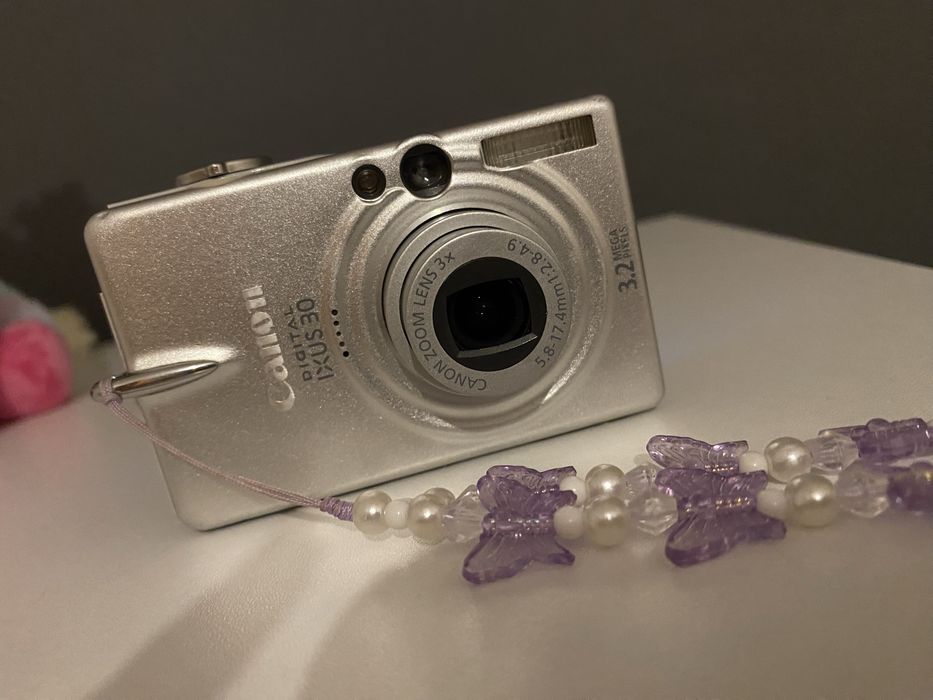 Camera digitala canon ixus 30