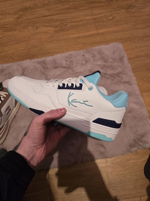 Adidasi Karl Kani