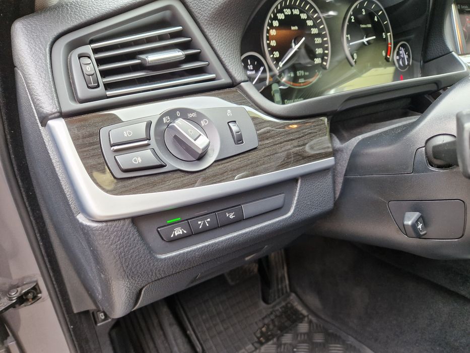 BMW seria 530 XDrive Luxury