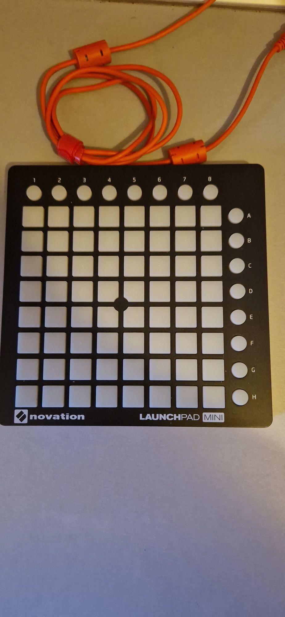 Novation Launchpad Mini mk2