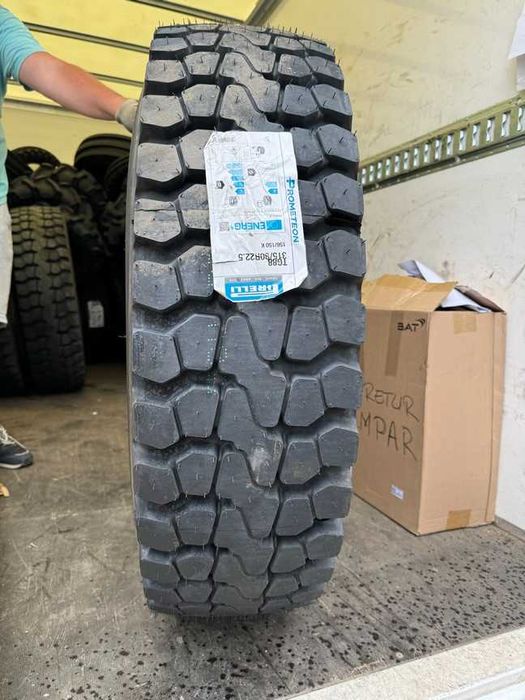 Anvelope radiale 315/80R22.5 PIRELLI de tractiune on/off camion MAN