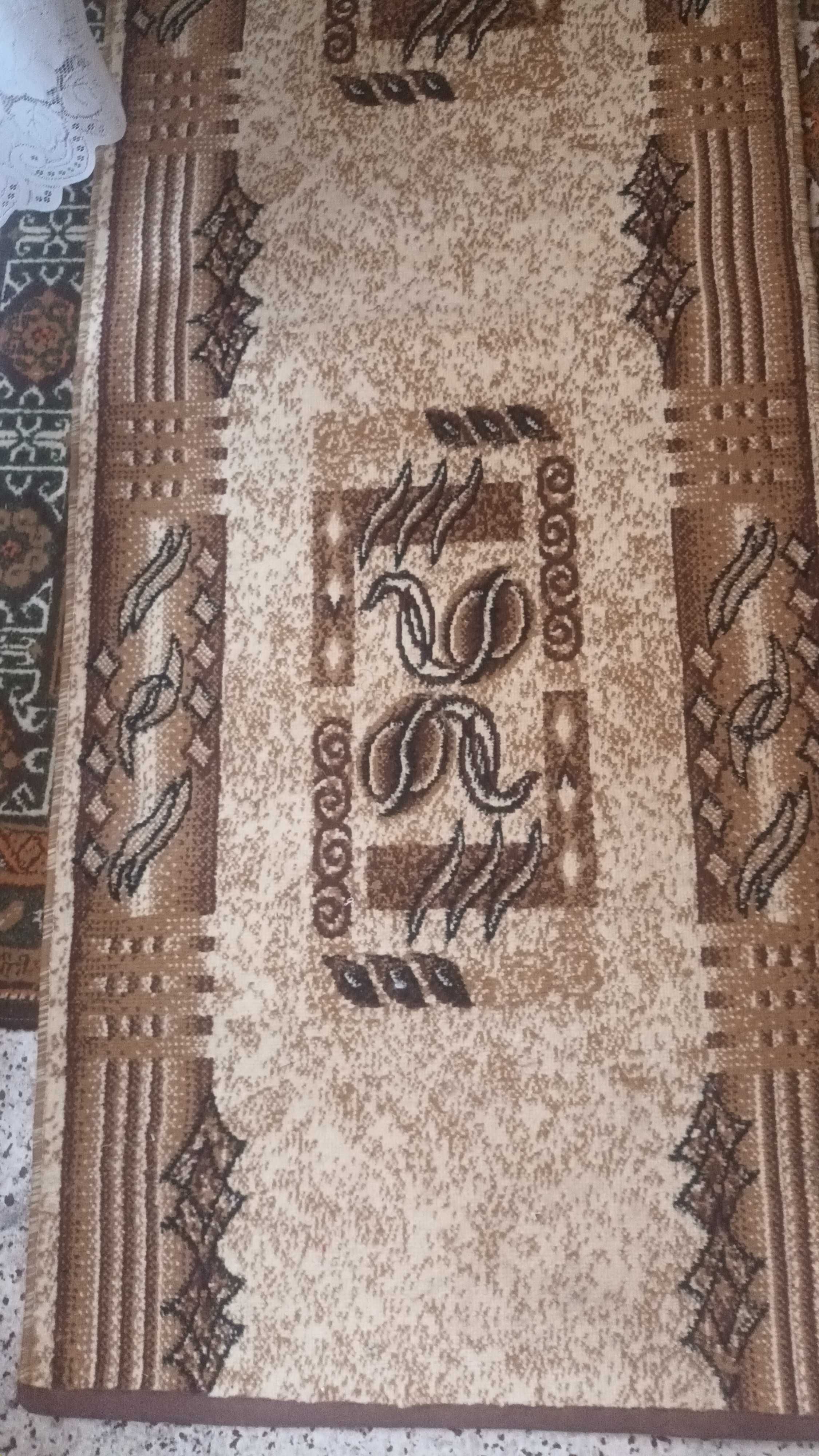 Продавам килими,пътеки