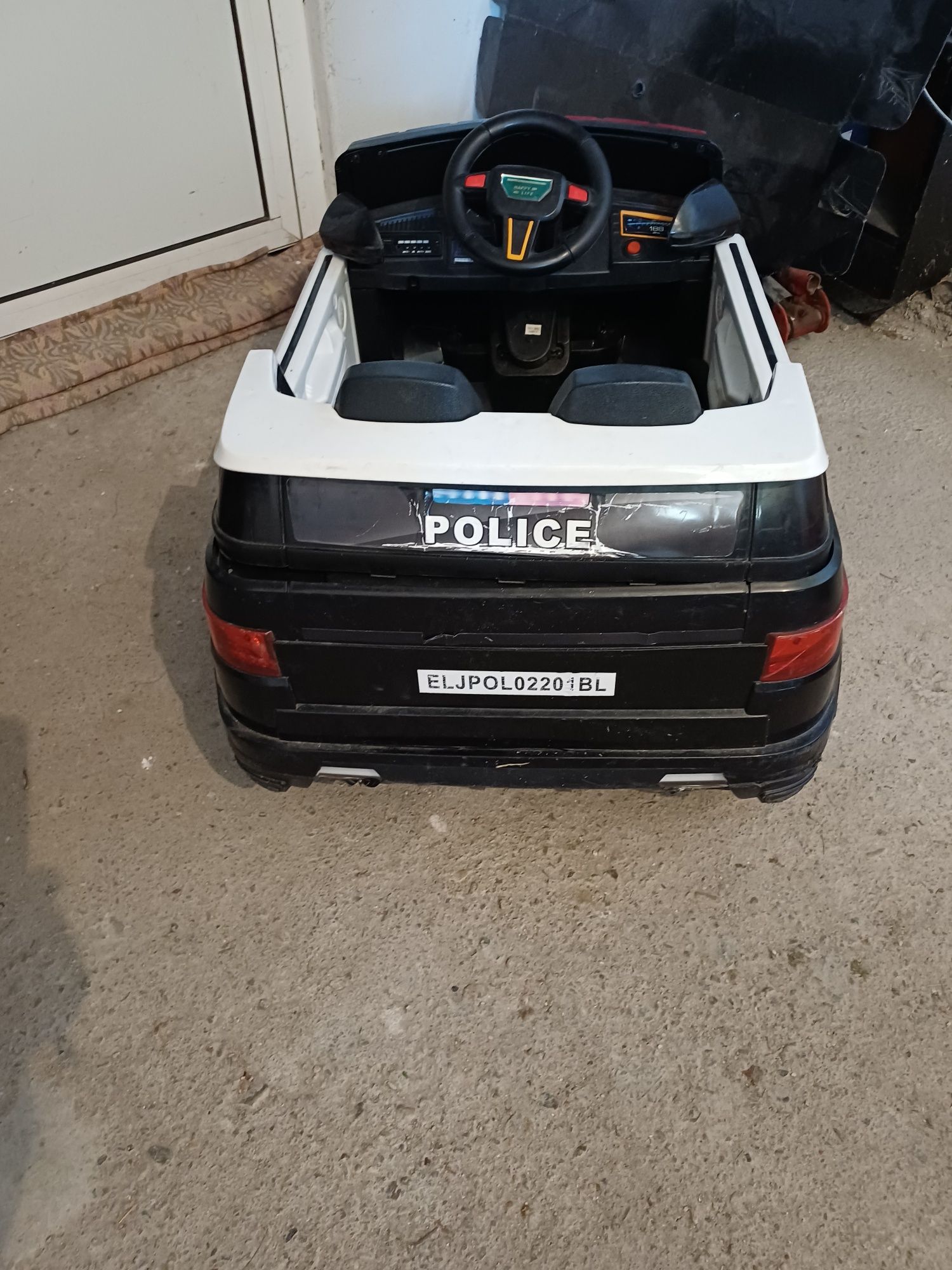 Електрическа кола 12v.