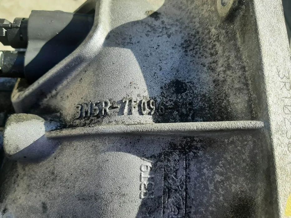 cutie viteze manuala 1.6 tdci  g8dd ford focus 2 3m5r-7f096-yf  9m5r-7002-yb