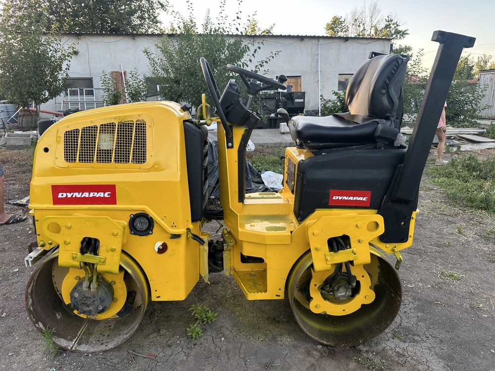 Валяк Dynapac CC900 1600кг