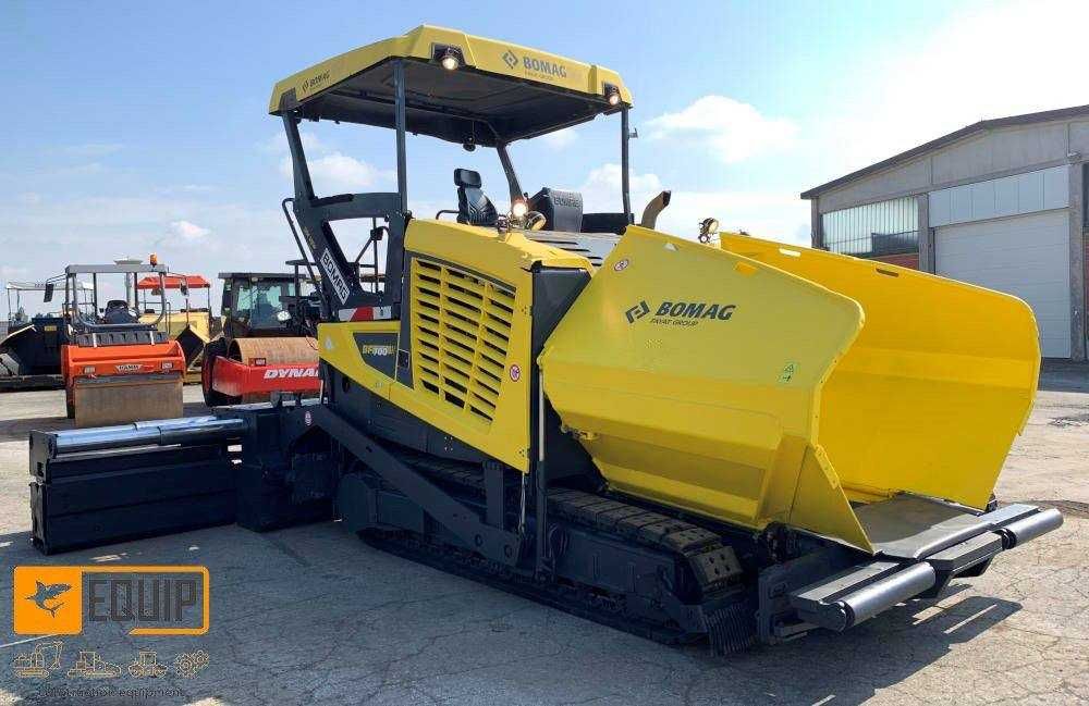 Асфальтоукладчик Bomag BF700С-2