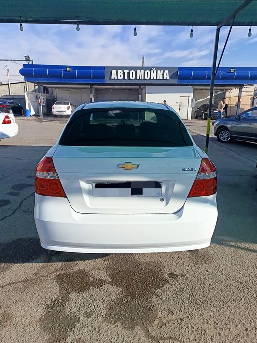 Nexia 3 mexanika 2 evro 2022 yil 1 qul metan gaz