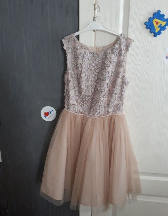 Продам красивое платье.