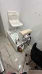 Podium pedichiura cu aspirator incorporat