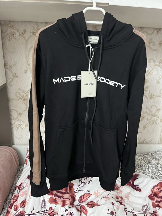 Trening Made by Society