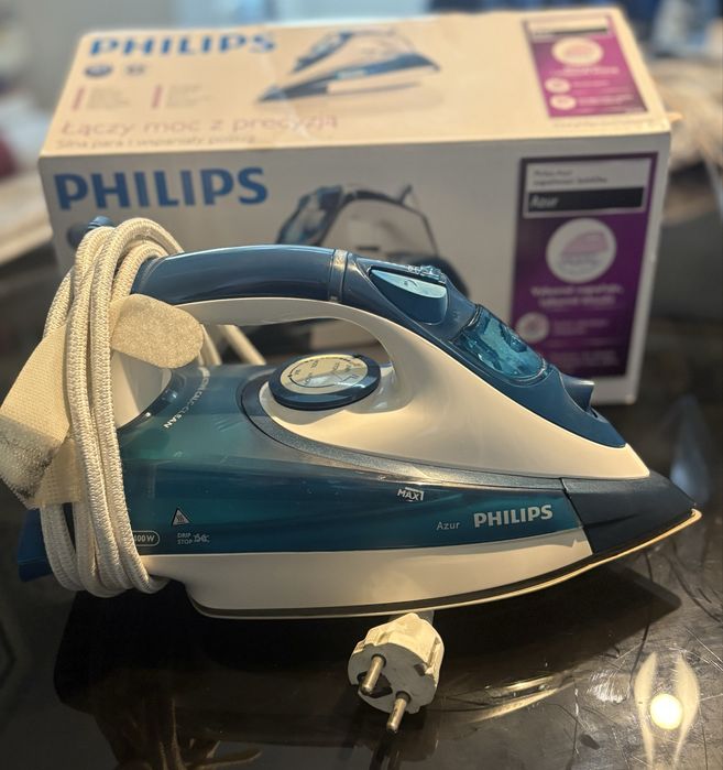 Парна ютия на Philips Azur GC4410 2400W с кутия