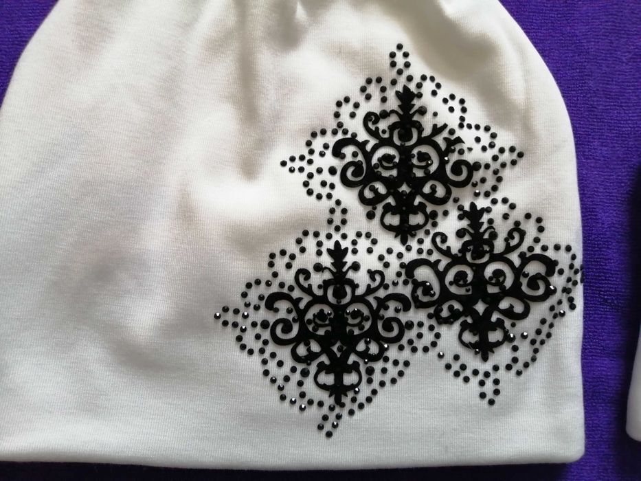 Продам шапки, берет осень-зима-весна НОВЫЕ с этикеткой, 2000 тг