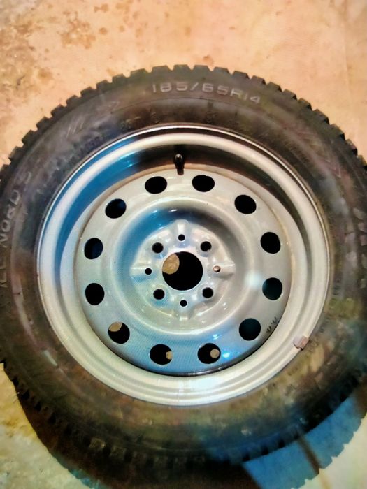 Продам зимний шины с дисками