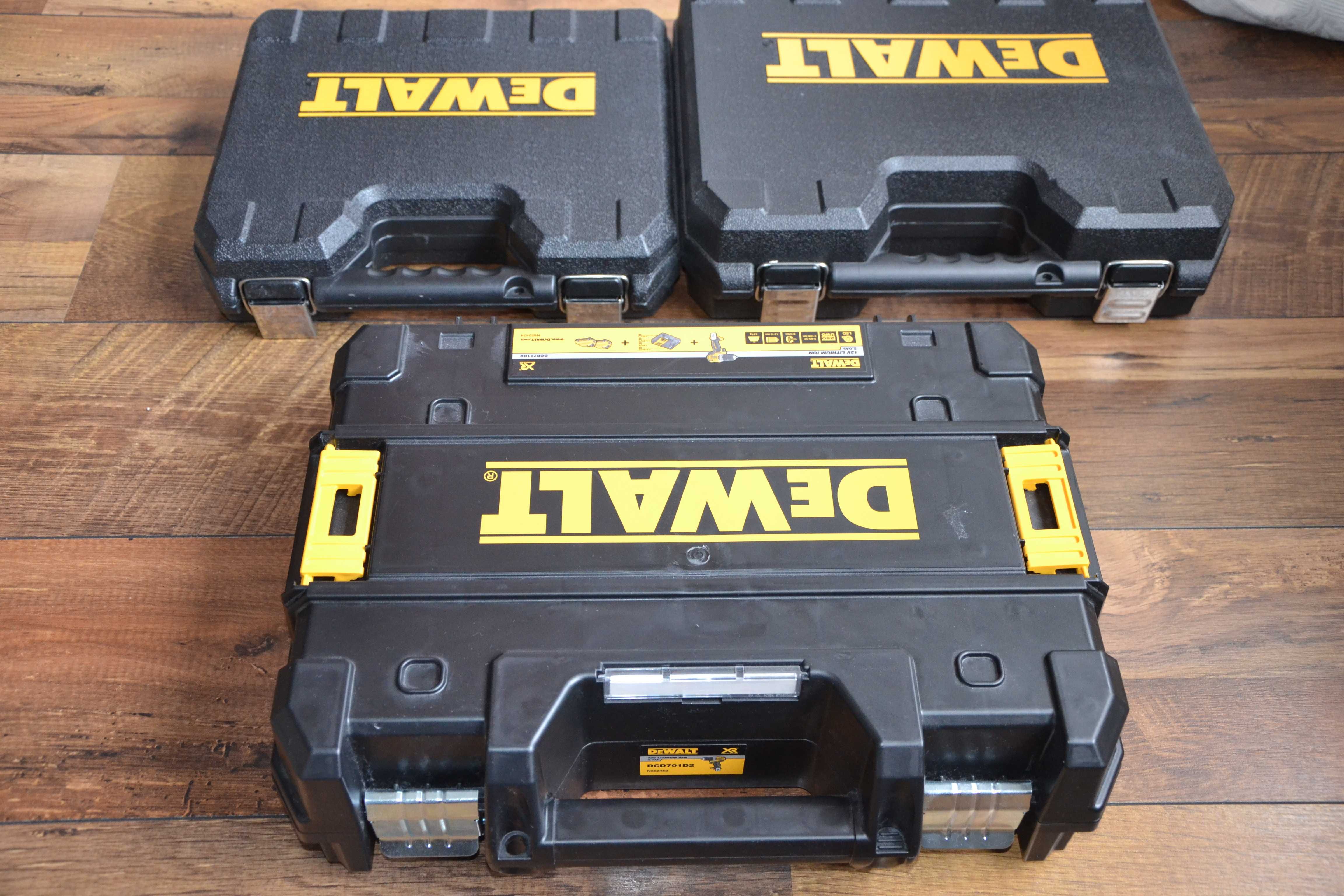 Нови оригинални куфари DeWalt