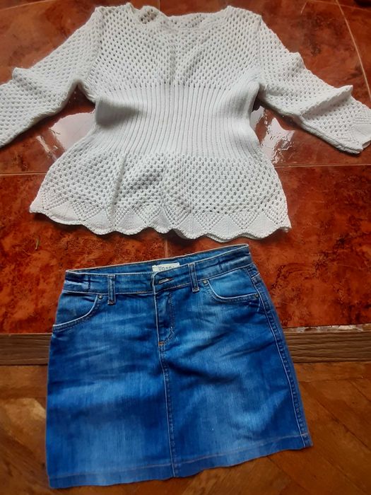 Fustă și pulocer mărime XS