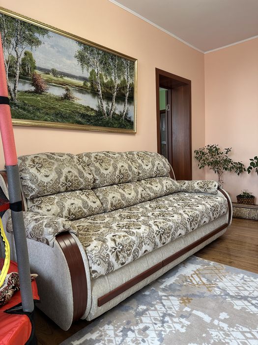 Диван с креслами