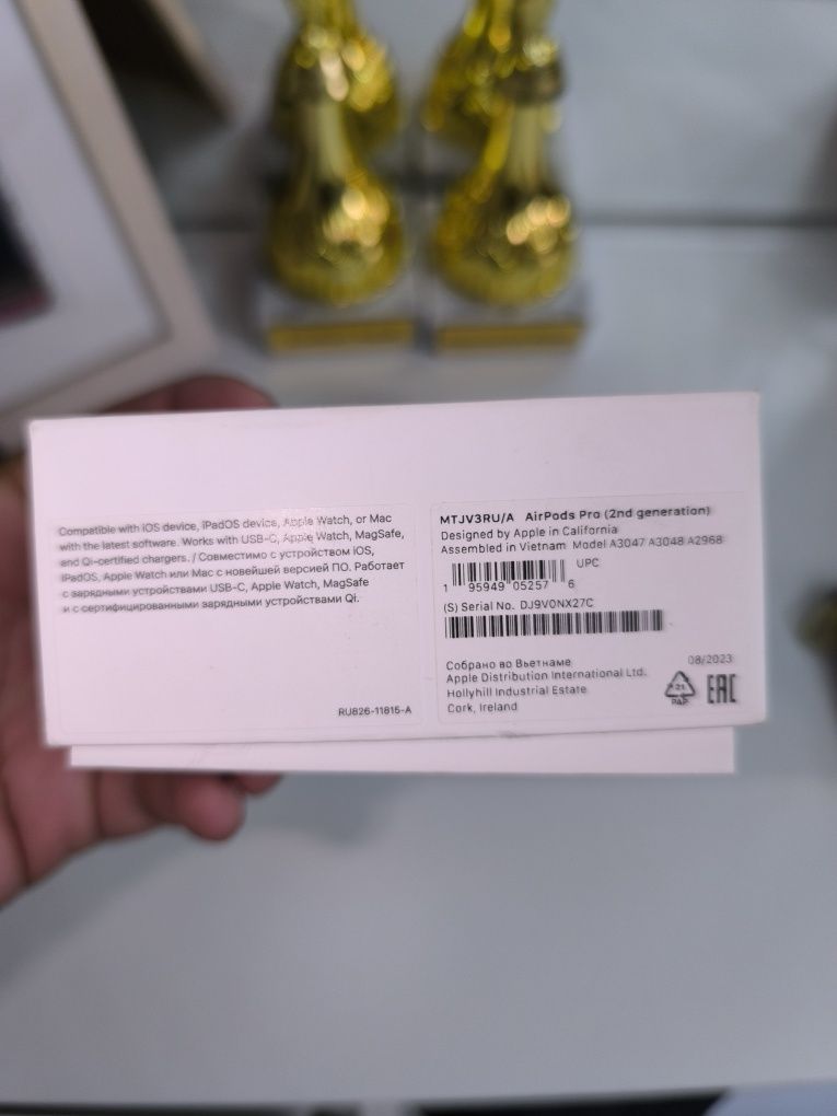Продаю оригинальный кейс от AirPods Pro 2
Состояние отличное, заряд де