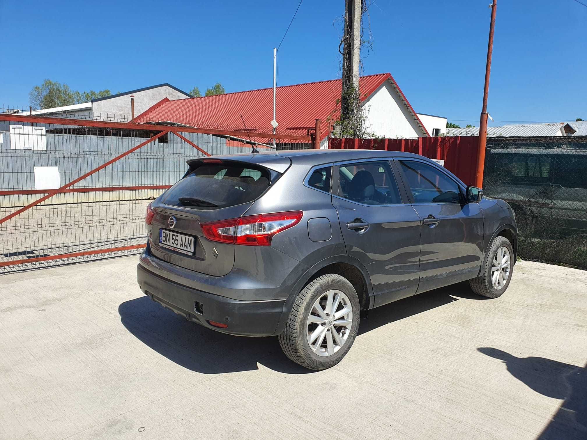 Nissan Qashqai 1.2 benzina inmatriculat