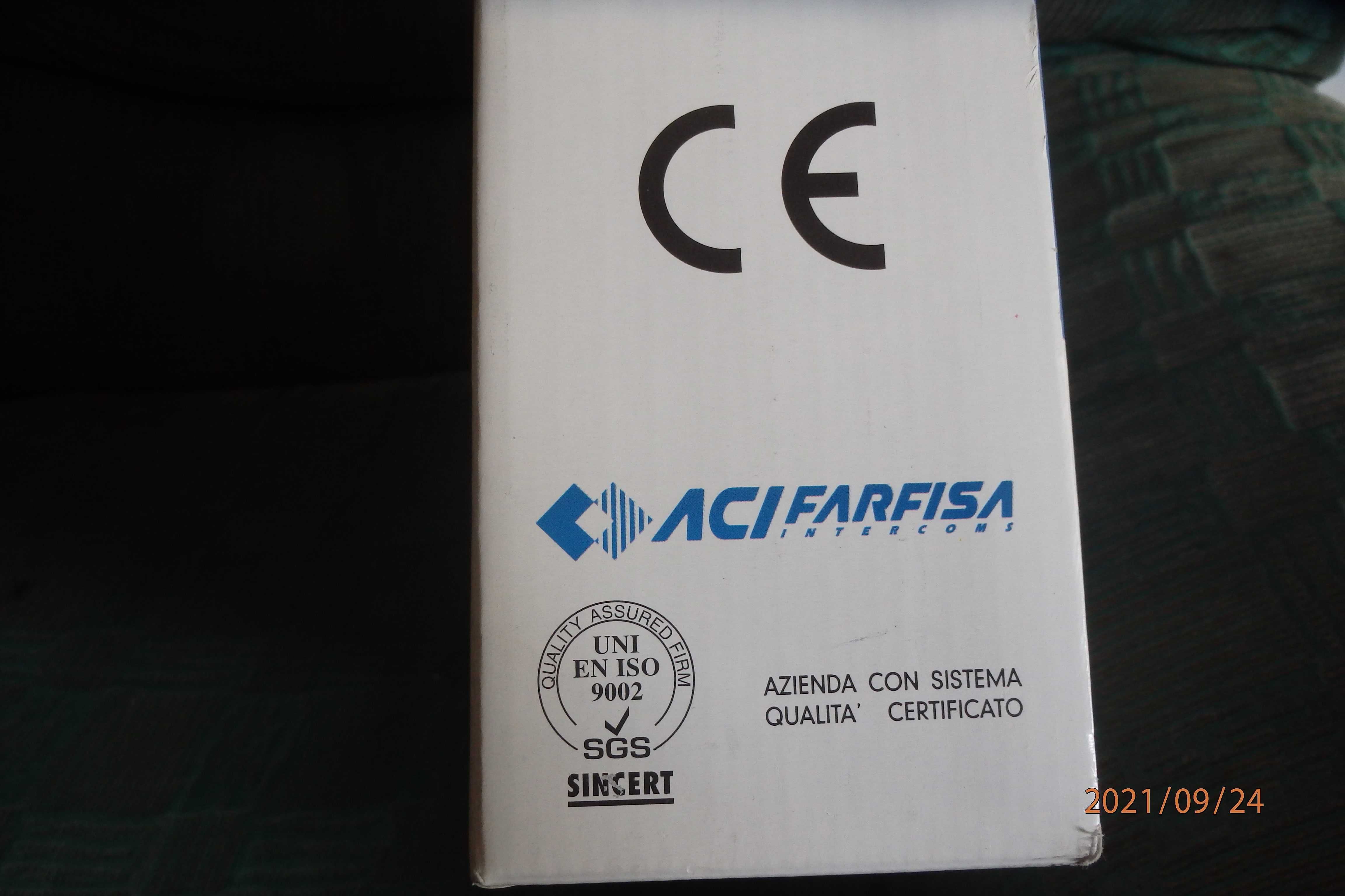 Продавам комплект еднофамилна видеодомофонна система FARFISA 1FEV.