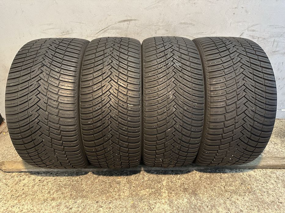 Гуми 255/35/18 и 225/40/18 PIRELLI Cinturato All Season