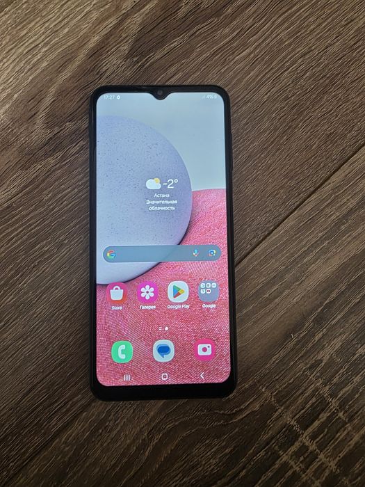 Продам телефон самсунг а13 64гв