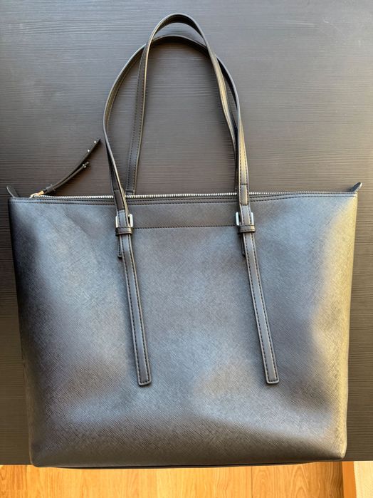 Geantă mare din piele Calvin Klein pentru femei nouă