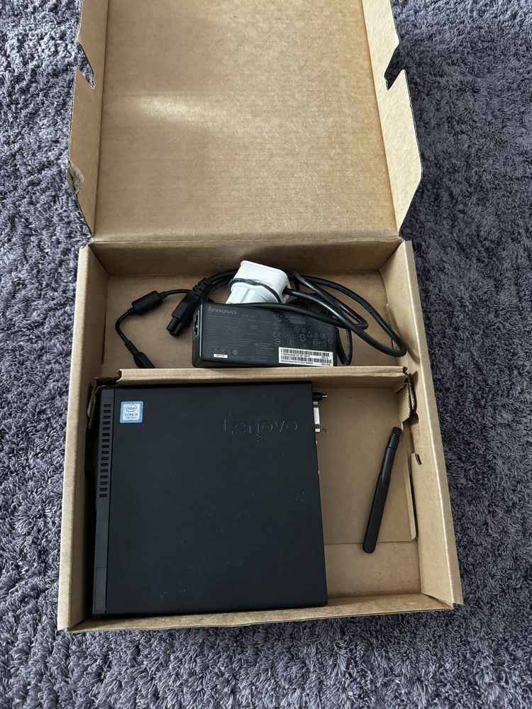 Lenovo ThinkCentre M710q i5 7400t,8gb ram, 500 gb SSD WD Blue