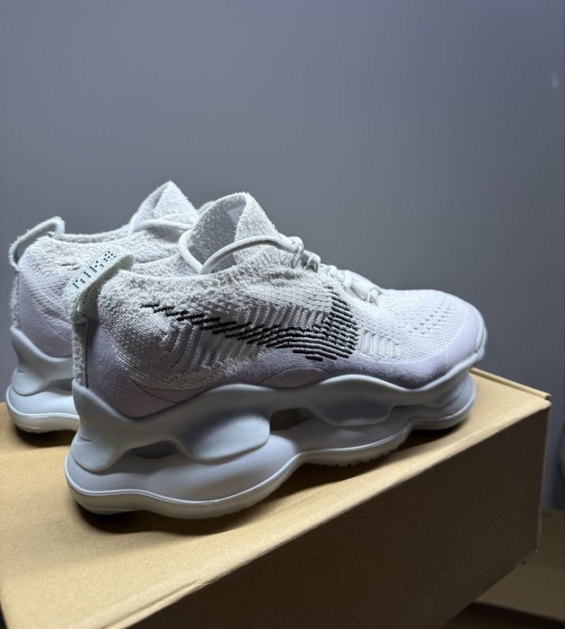 Nike Air Max Scorpion Light Gray