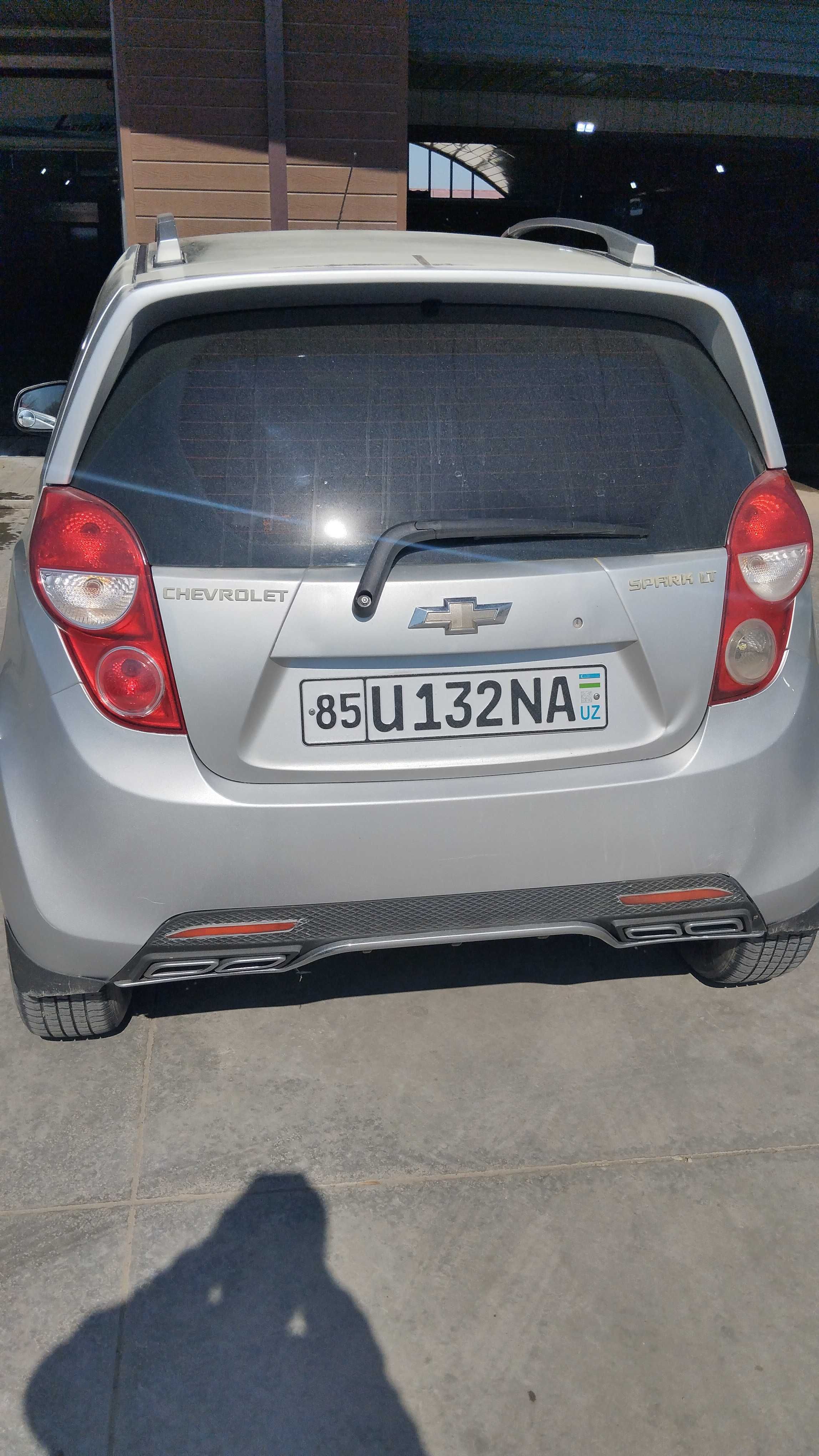 2014 spark sotiladi