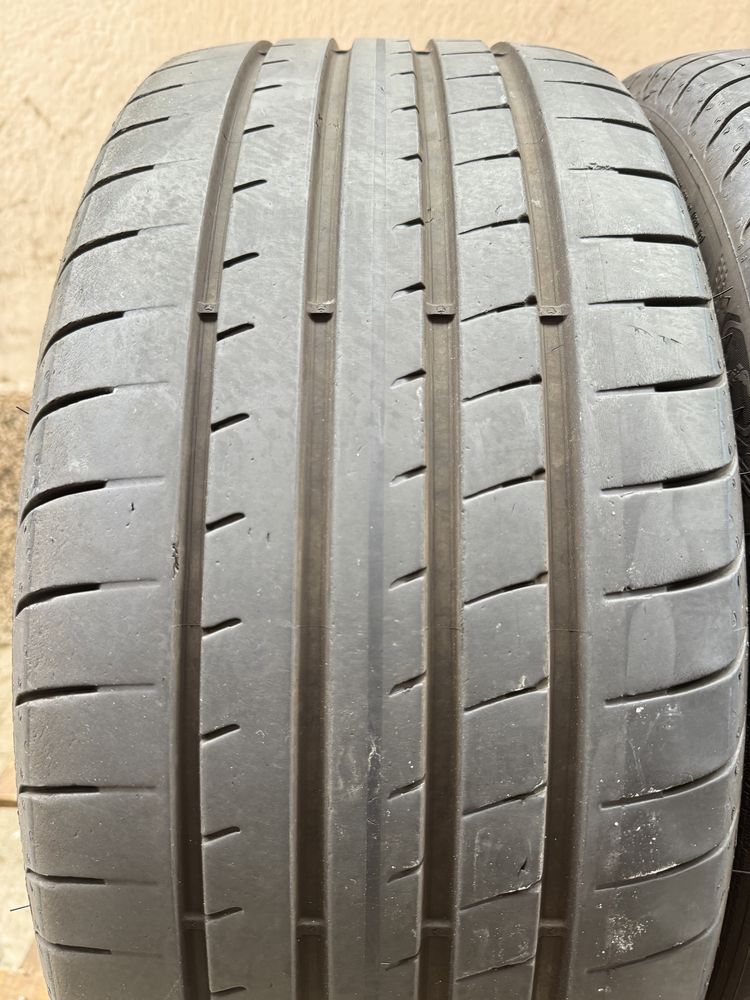 Автомобилни гуми 245 35 20 Goodyear